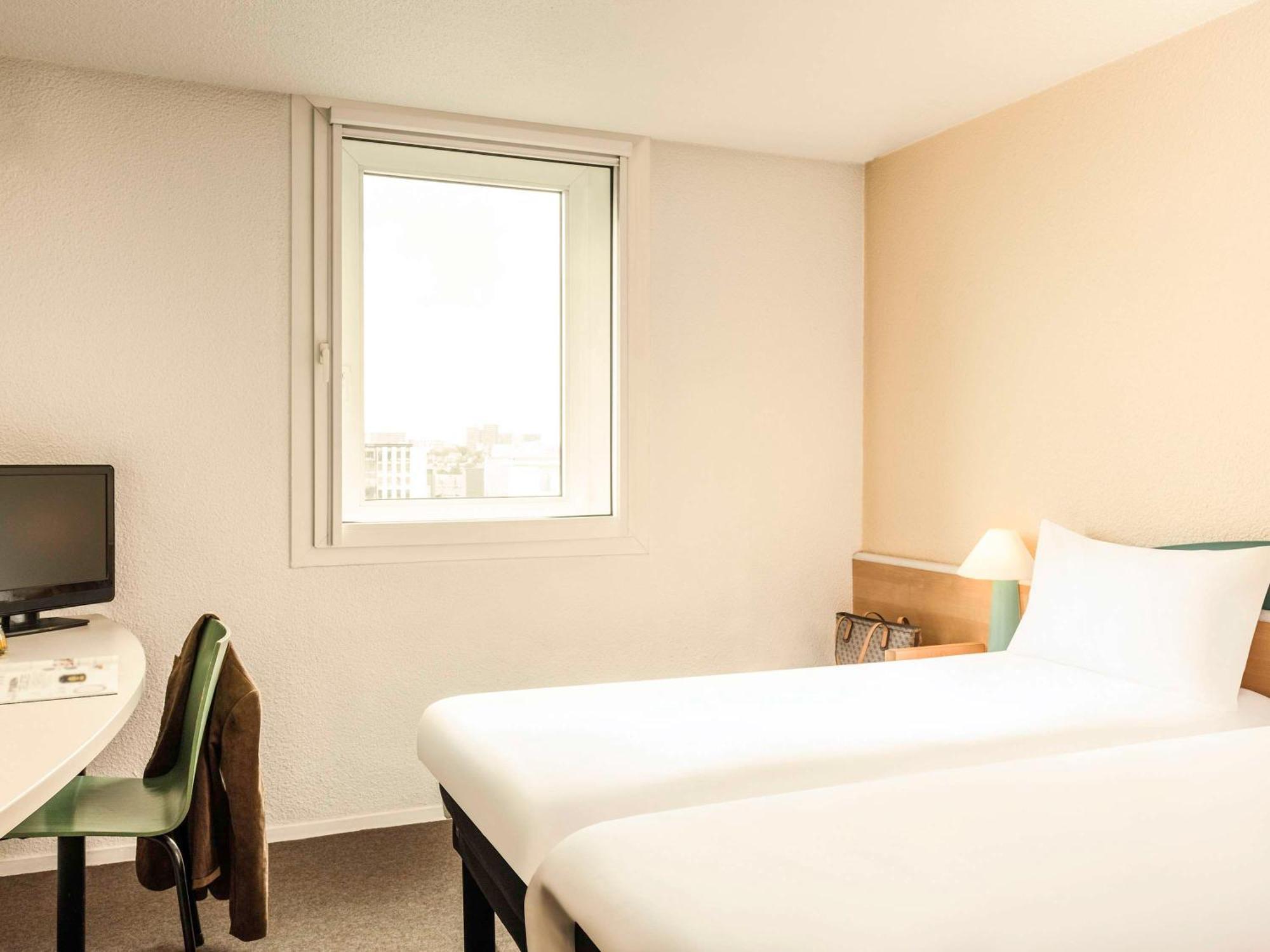 Ibis Paris Porte De Bercy Шарантон-ле-Пон Екстер'єр фото